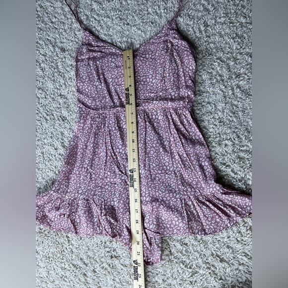 Size Small Pink Spaghetti Strap Pink Women's Romper - Picture 8 of 8